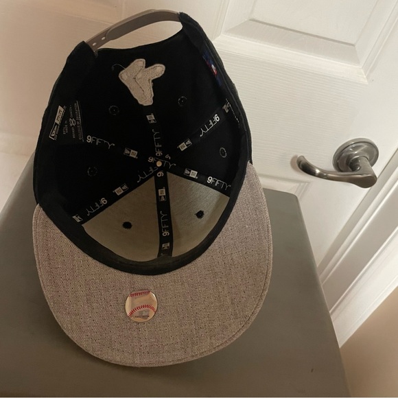 Boston red socks hat - Picture 4 of 6